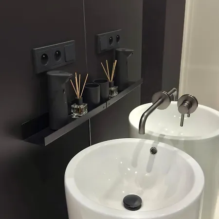 公寓 Impact Cozy Flat With Zen Gardenact 华沙